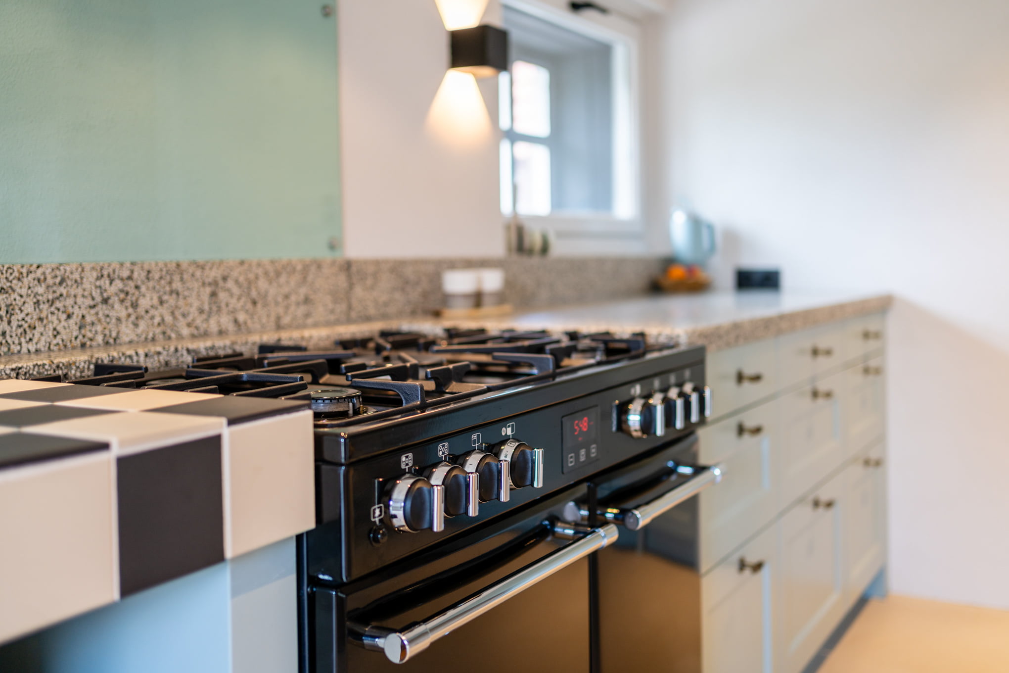 Interieurfotografie keuken licht blauw landelijk